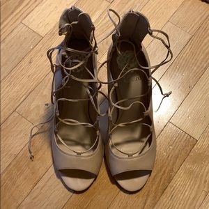 Vince Camuto Size 8/38 nude strappy heels